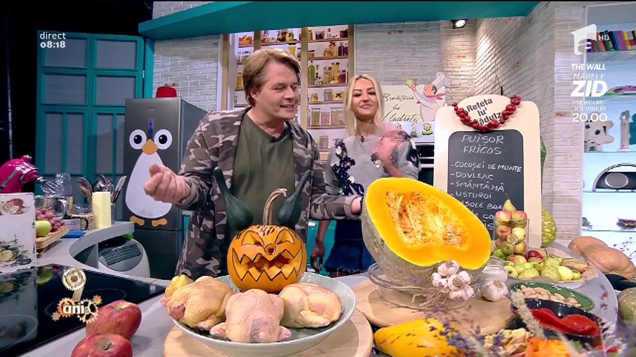 Rețeta zilei. &rdquo;Puișor fricos&rdquo; cu dovleac și sos de ardei copți