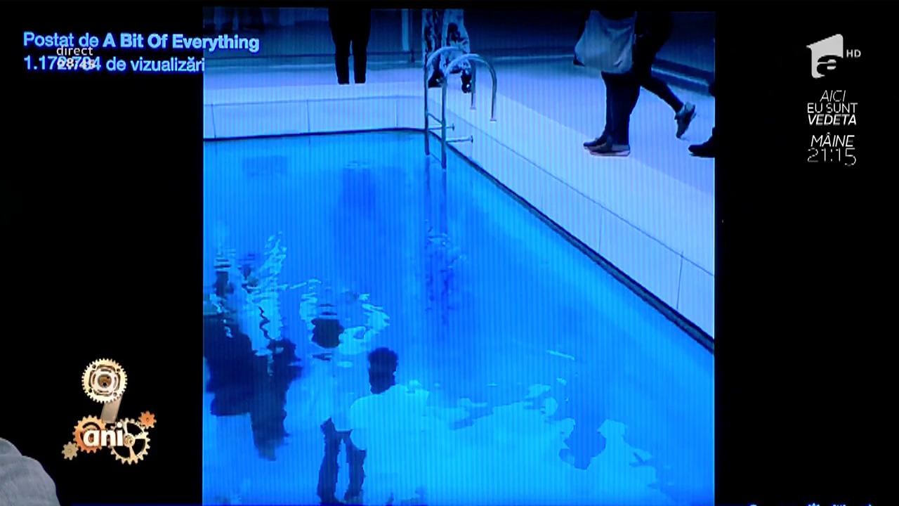 Smiley News. Sunt &icirc;n piscină, &icirc;nsă nu se udă. Cum este posibil?