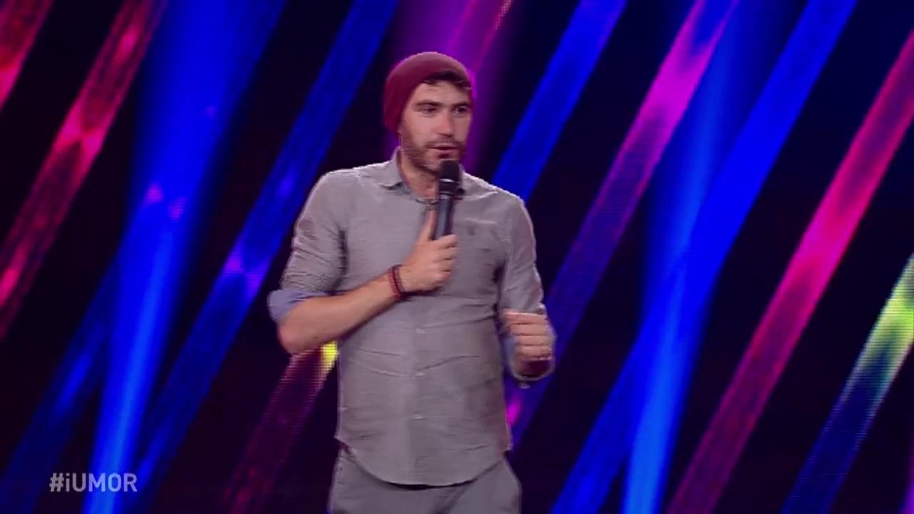 Adrian Lungu, număr de stand up comedy - Cum să deturnezi un avion &icirc;n Rom&acirc;nia