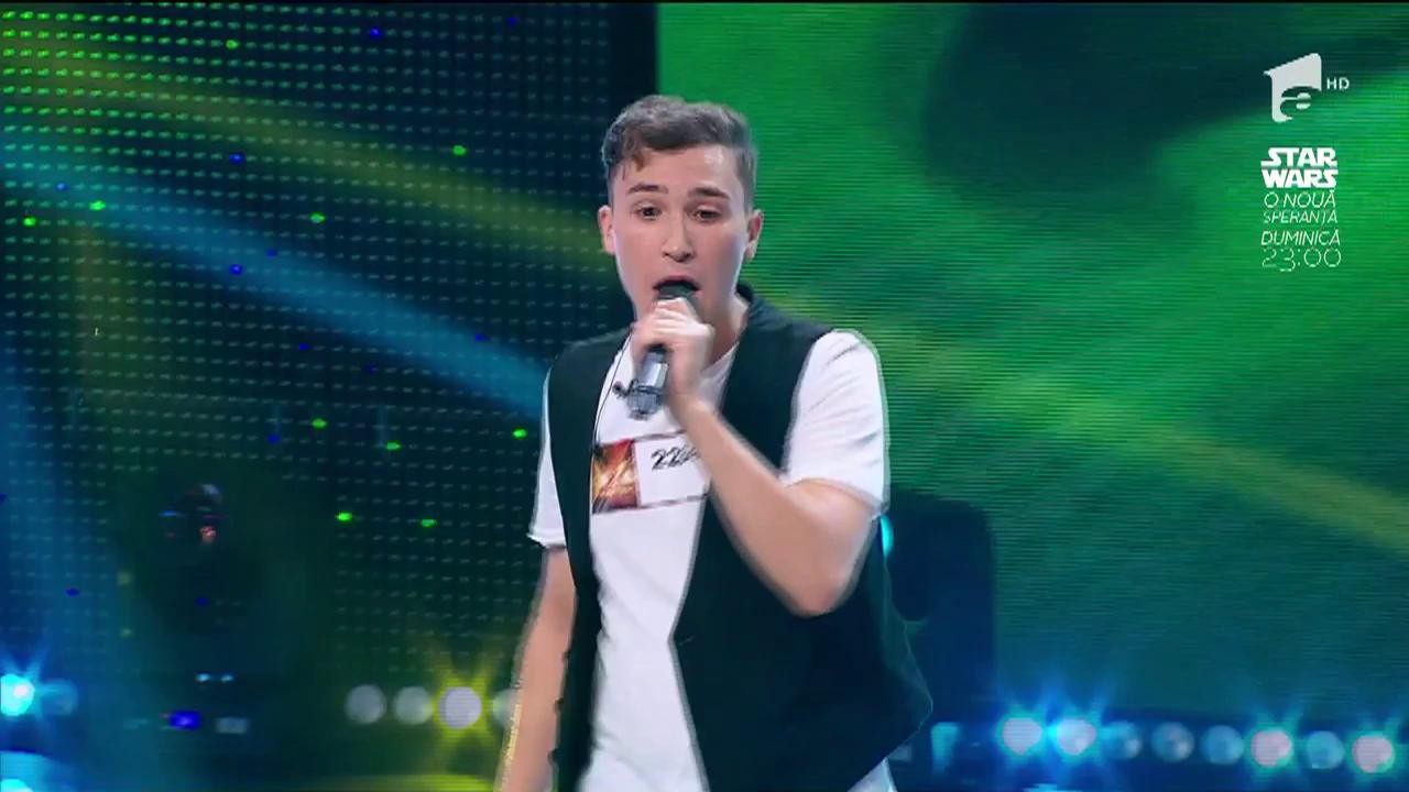 U2 - "Ordinary love". Vezi interpretarea lui Simone Venditti, la X Factor!