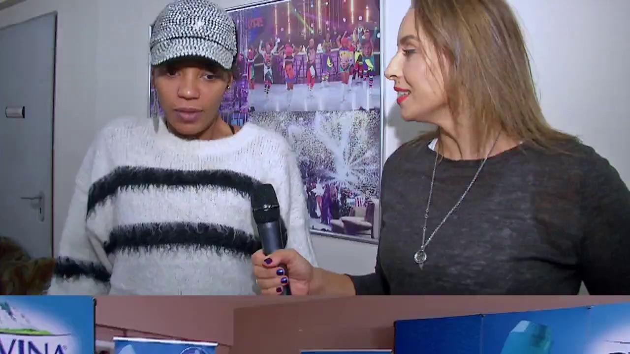 Culise: Julie Mayaya se pregăteşte să devină Jason Derulo