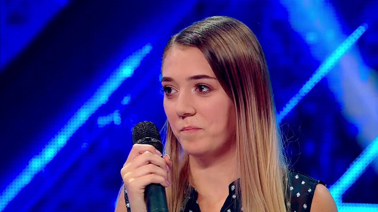 Emoţie şi o voce specială. Denisa Trif i-a uimit pe cei patru juraţi