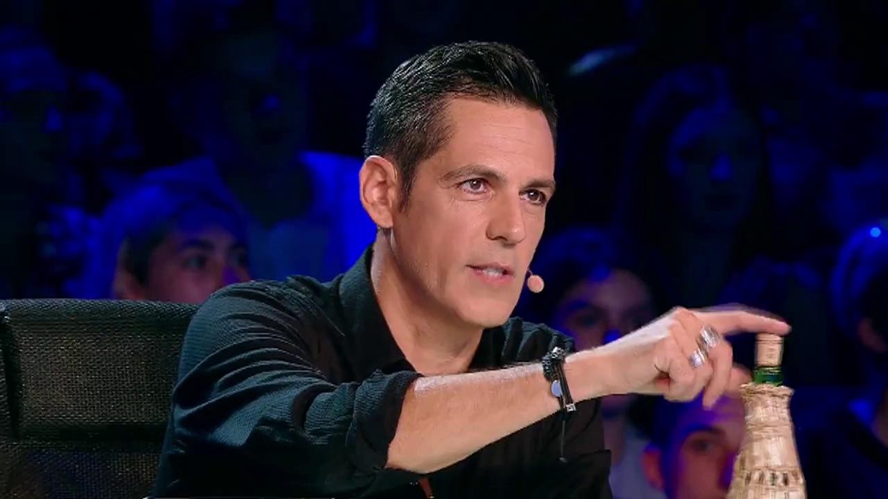 Adrian Sălăgean şi a lui pălincă au venit la X Factor din inima Ardealului!