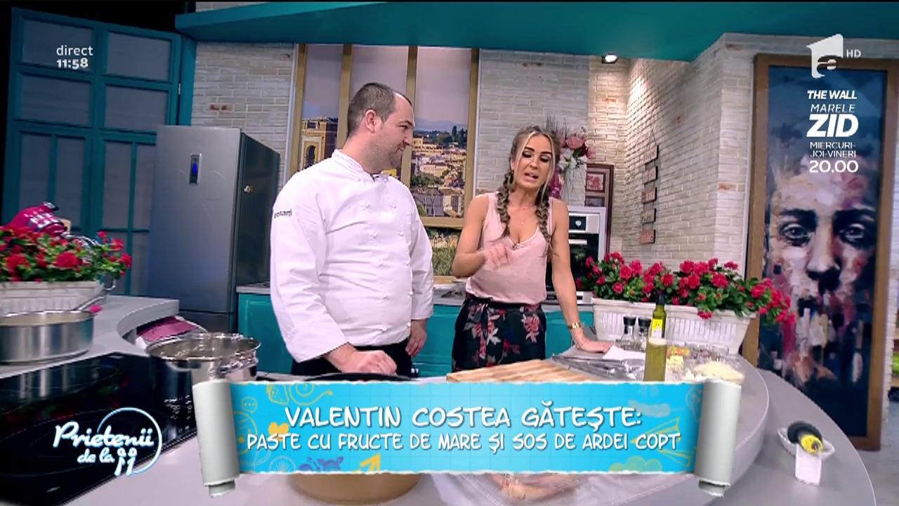 Chef Valentin Costea a gătit "Obrăjori de vită cu sos de vin roşu"