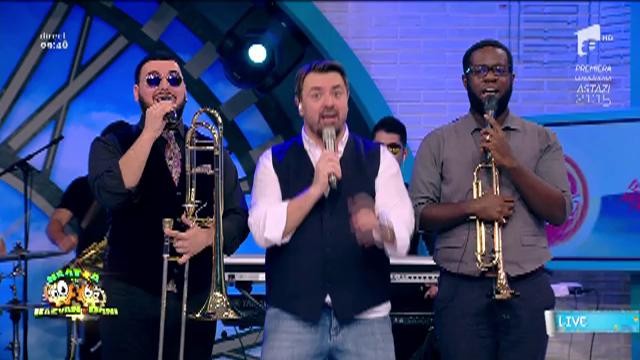 24 de ani de Antena 1! Horia Brenciu - "Jingle Bells"