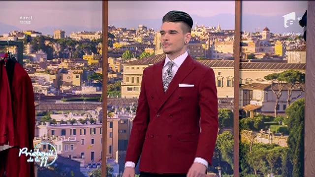 Adina Buzatu știe cum să integreze una din culorile din tricolor &icirc;n ținuta de Ziua Națională