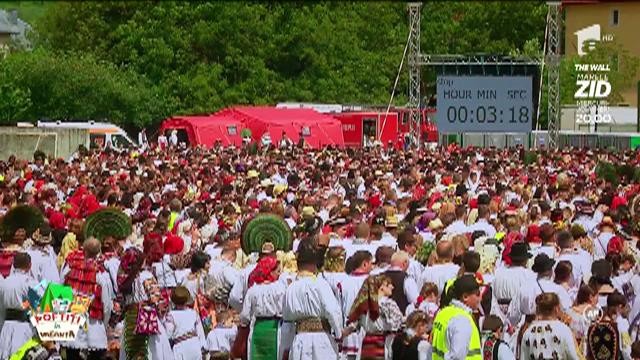 Nea Mărin a intrat în Cartea Recordurilor. A realizat cea mai mare horă din lume!