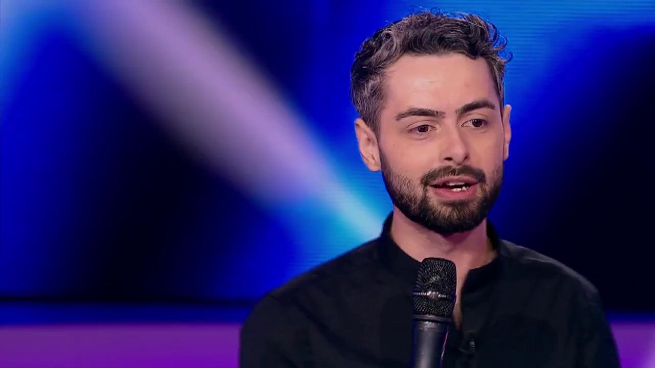 Radu Bucălae se declară dependent de rețelele de socializare: &rdquo;Dimineața, prima dată deschid Facebook, apoi ochii! Problema este că părinții mei și-au făcut cont...&rdquo;