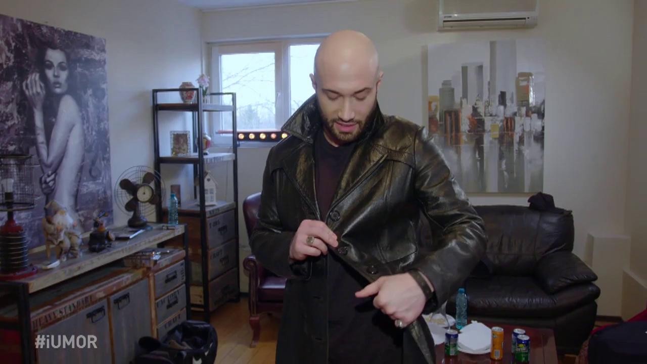 Mihai Bendeac a venit la iUmor &icirc;mbrăcat cu haina bunicului său: &rdquo;Are 50 de ani&rdquo;