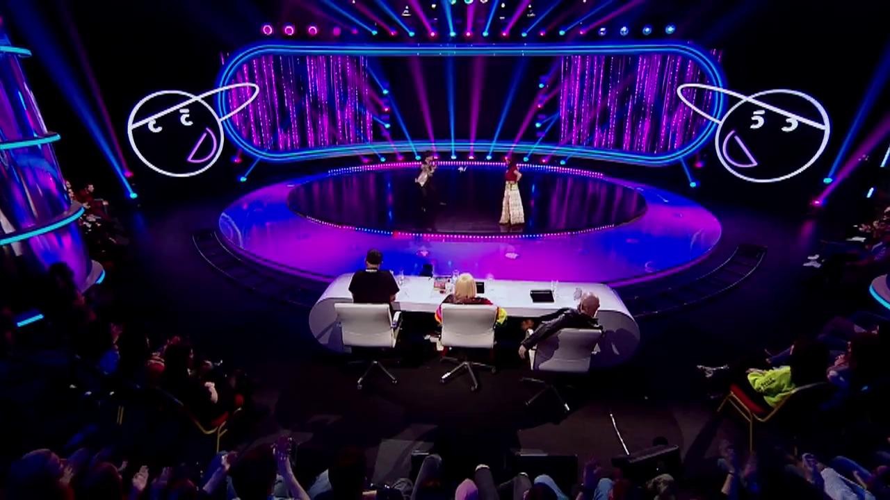 Piranda Antonia Boantă a descoperit legătura dintre Carla's Dreams și Bivolaru: &rdquo;Ăsta c&acirc;nd o să moară, moare &icirc;n propriile lui brațe, la c&acirc;t e de sărit!&rdquo;