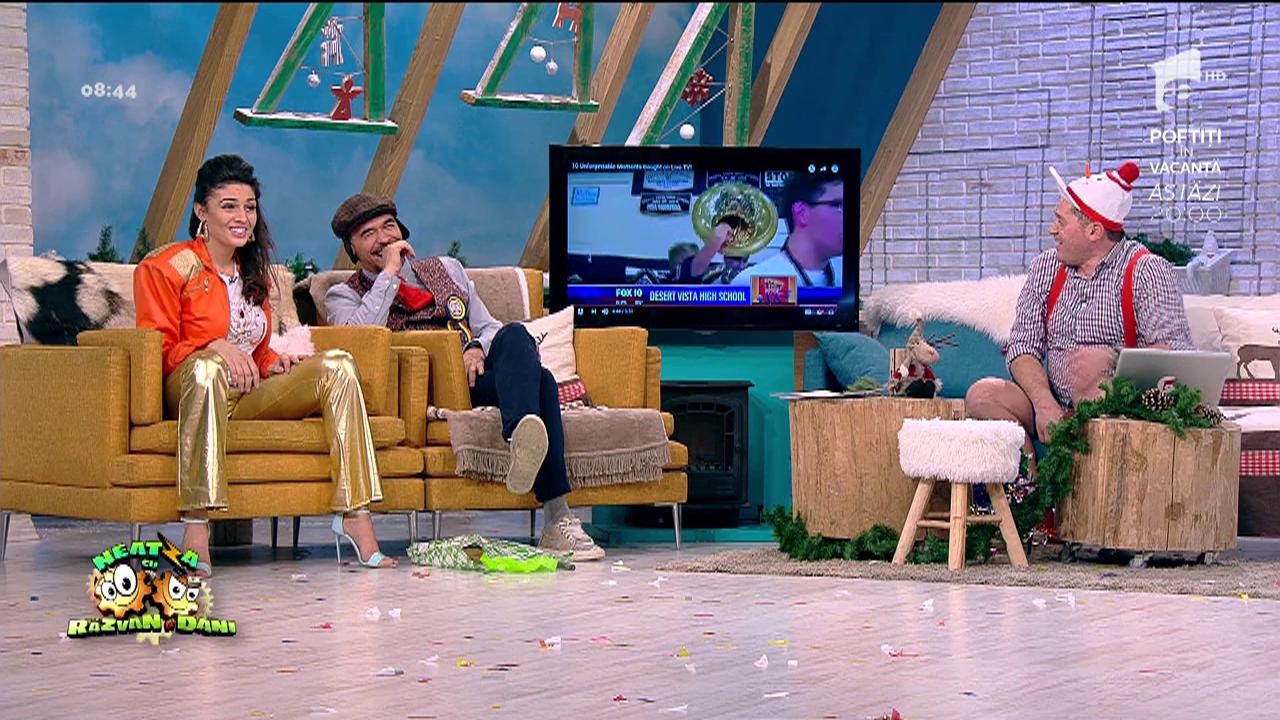 Smiley News! I-a &rdquo;&icirc;nghițit&rdquo; microfonul &icirc;n timpul unui interviu. Reacția reporterului, de milioane!