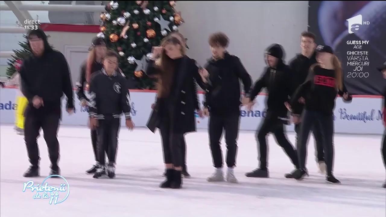 Theo Rose - "Aprinde luna"