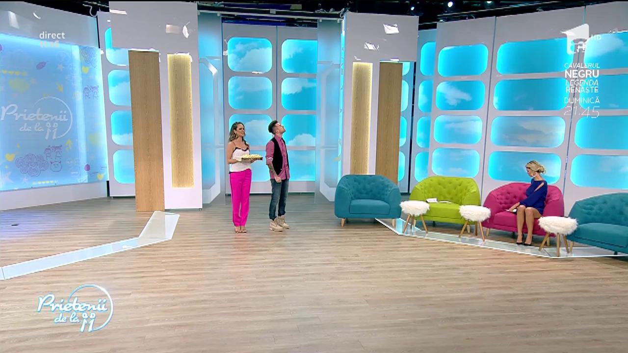 &rdquo;Mă pierd &icirc;n el... e mare!&rdquo; Studio nou-nouț pentru &rdquo;Prietenii de la 11&rdquo;! Diana Munteanu: &rdquo;Uite c&acirc;ți nori. Nu eram eu destul cu capul &icirc;n nori...&rdquo;