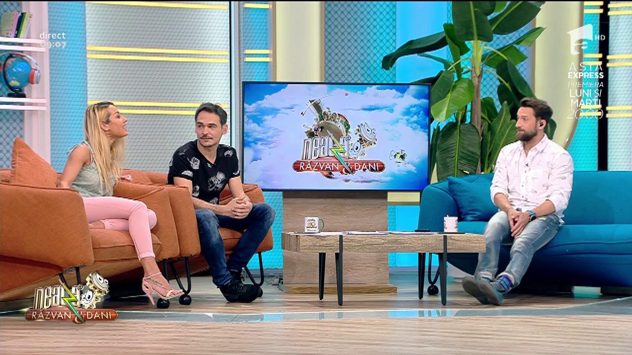 Răzvan și Dani se pregătesc să-și revadă foștii colegi: &rdquo;La &icirc;nt&acirc;lnirea de 20 de ani este foarte important să de răzbuni pe fetele care te-au refuzat. Eram cel mai refuzat băiat din liceu&rdquo;