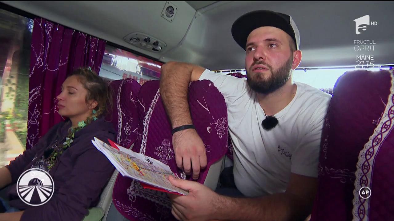 Daniela și Vica, acasă la un localnic: "E ca &icirc;n Ferentari"