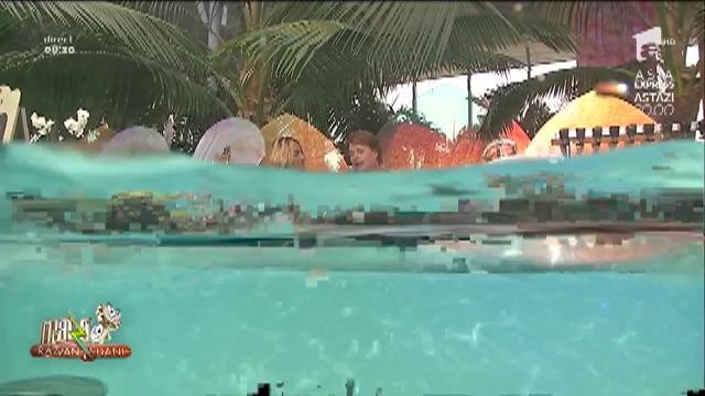 Răsfăţul zilei! Vlăduţ prepară tăiței de orez cu creveți