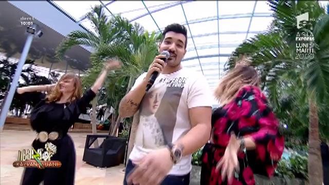 Nadir c&acirc;ntă, la Neatza, melodia "Străin de noi"