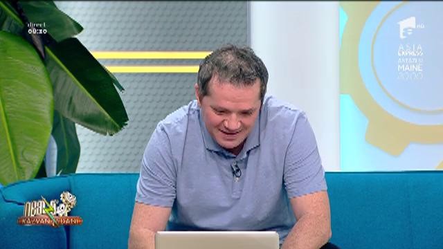 Smiley News! Scuptură &icirc;n cartof