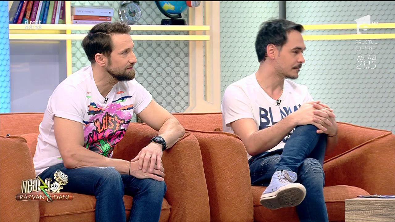 Smiley News! Cățelul supărat pe stăp&acirc;n pentru că a fost părăsit