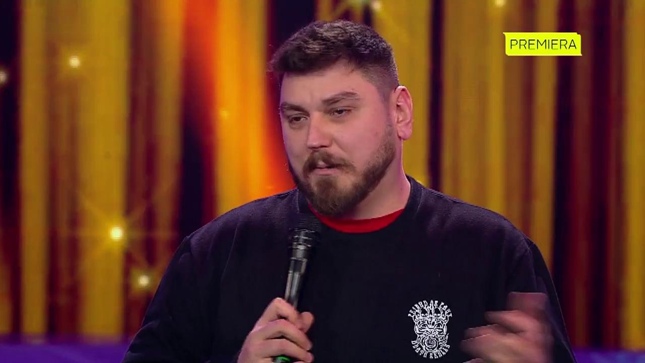 Micutzu și taximetristii la semafor