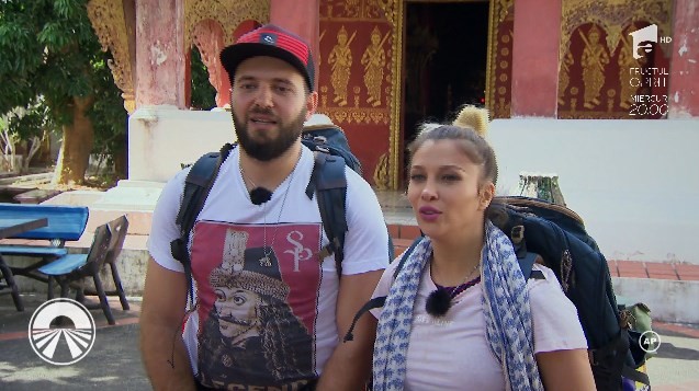 Bucurie mare! Lora și iubitul au &icirc;nvățat o rugăciunea străină &icirc;n timp record și au c&acirc;știgat