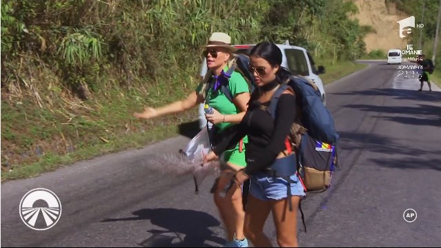 &rdquo;Am făcut spune la gură! Sunt moartă...&rdquo; Vica Blochina nu mai rezistă și &icirc;i trimite un mesaj deocheat pentru V&acirc;rciu. &rdquo;Să vă aprind lum&acirc;nările pe invers!&rdquo;