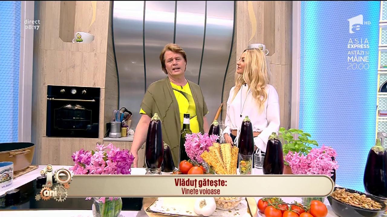 Reţeta zilei! Vlăduț gătește "Vinete voioase"