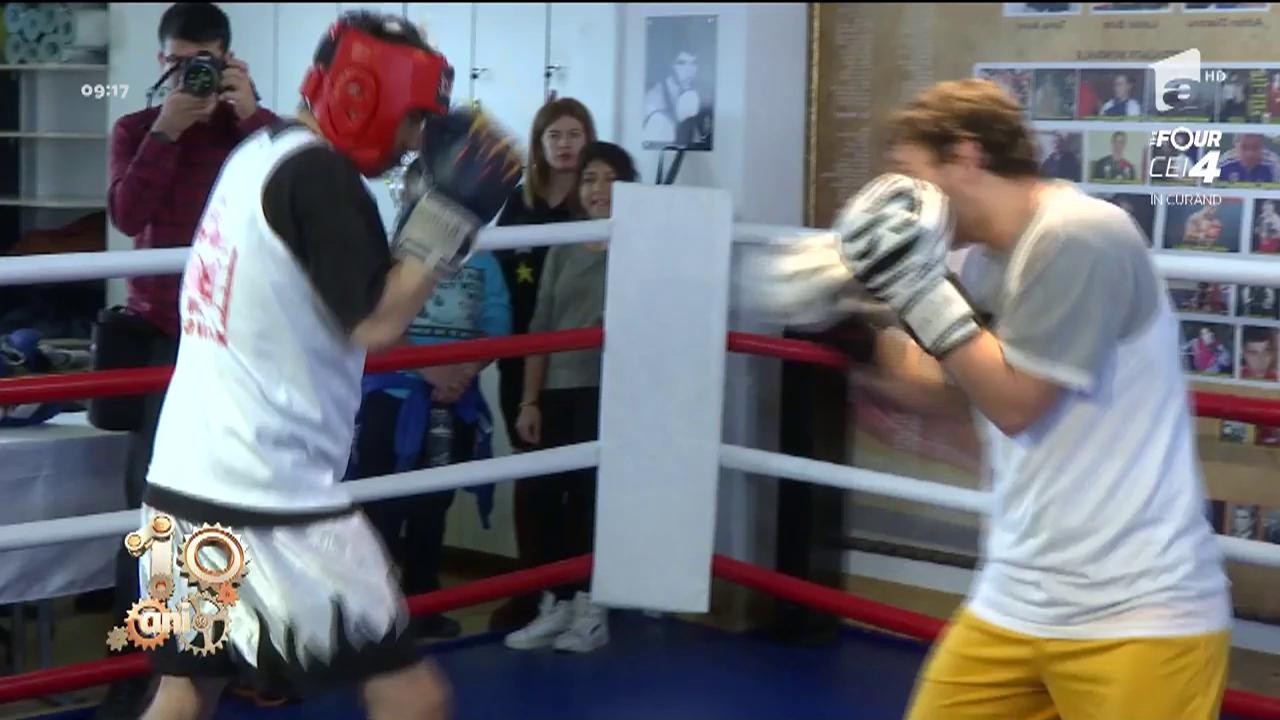 Primul meci de box &icirc;n scaun cu rotile!
