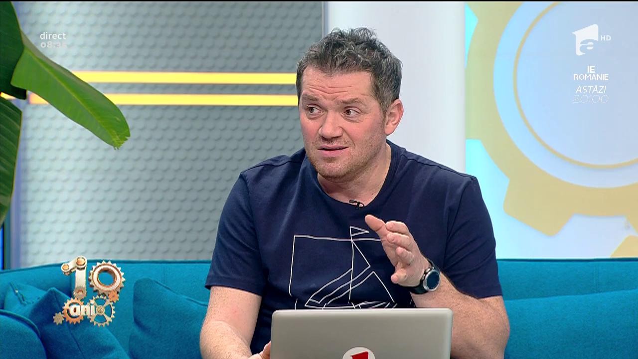 Smiley News. Dorel &icirc;ncearcă să prindă sc&acirc;nteile de la flex