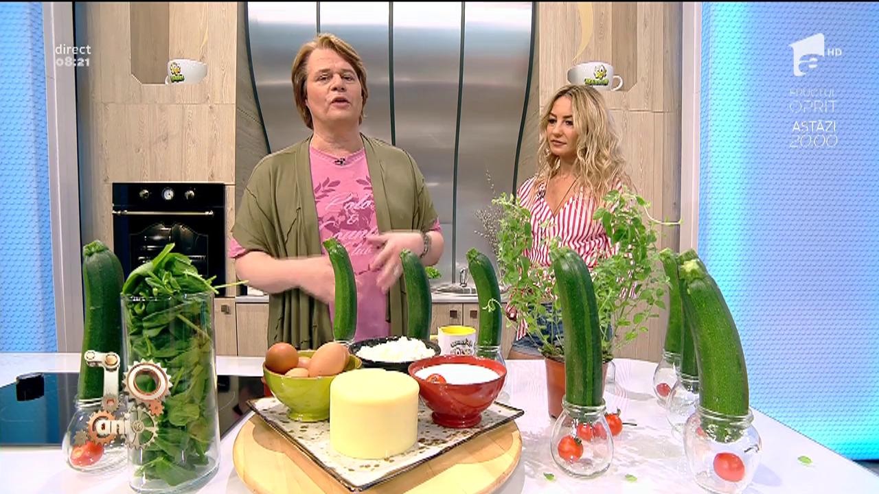 Reţeta zilei! Lasagna din zucchini cu br&acirc;nzeturi și spanac - Zucchini Lasagna