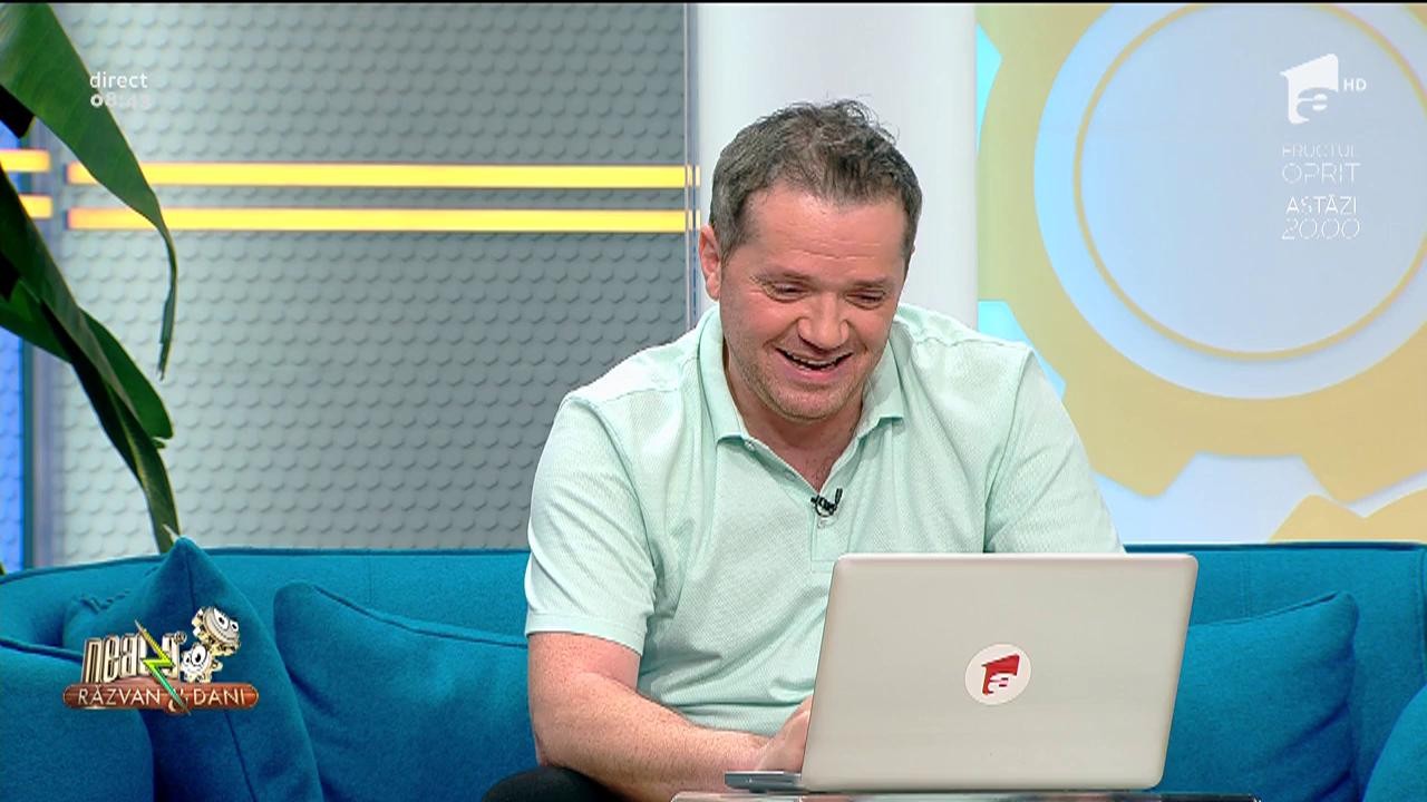 Smiley News. La 80 de ani, un bunic face &icirc;ncălzirea de dimineață