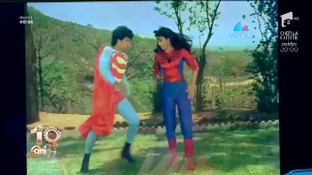 Smiley News. Superman are patofi cu toc, &icirc;n varianta indiană!