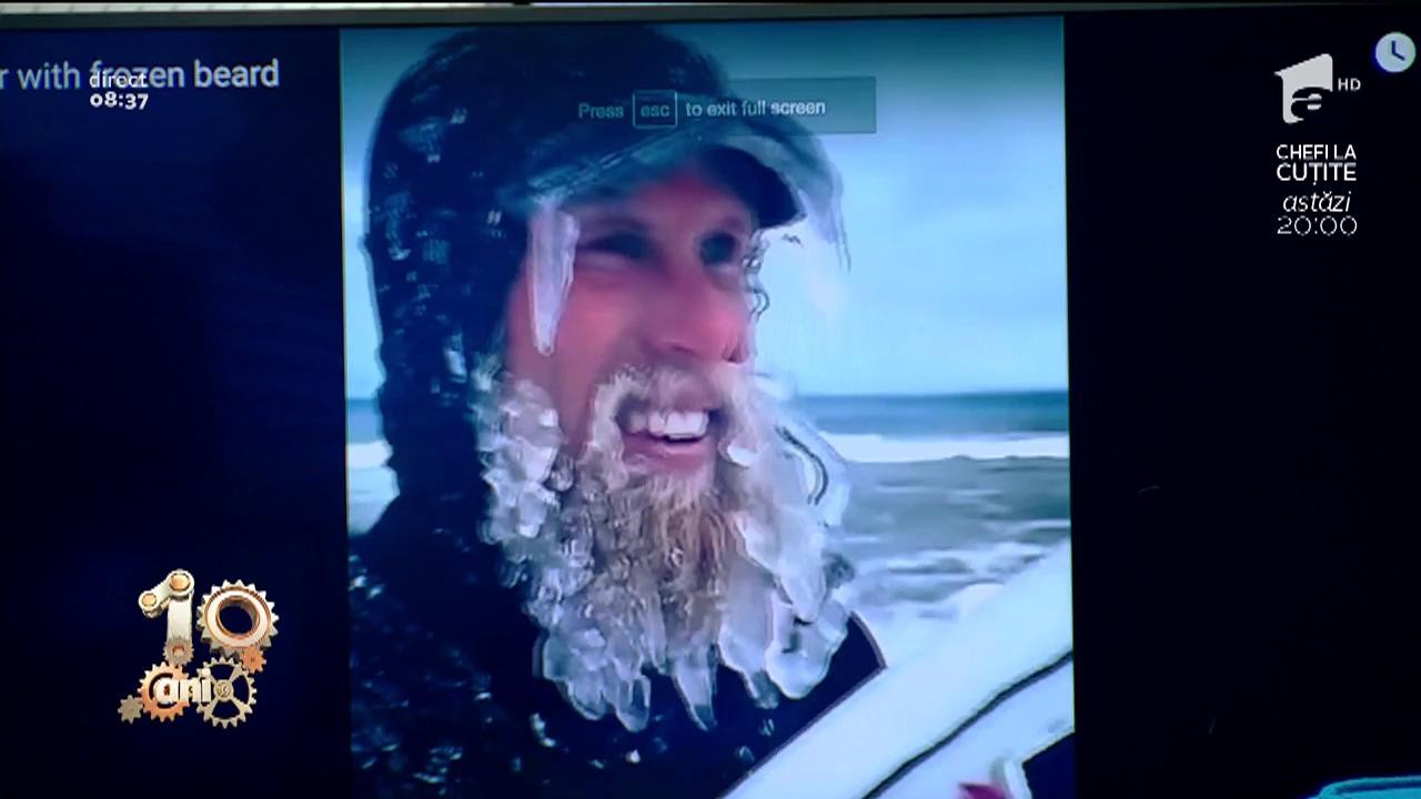 Smiley News. I-a &icirc;nghețat barba, după ce a făcut surfing &icirc;n mijlocul iernii!
