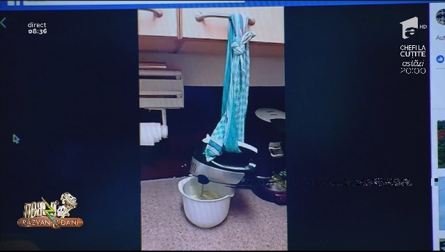 Smiley News. Cum se poate transforma un mixer simplu &icirc;ntr-un robot de bucătărie