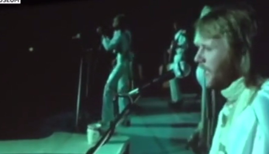 Legendarul grup ABBA se reunește sub un super-concert! Surpriza este că cei patru NU VOR FI PE SCENĂ!