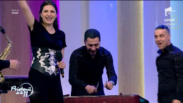 Melodi c&acirc;ntă piesa &bdquo;H.O.P.&rdquo;