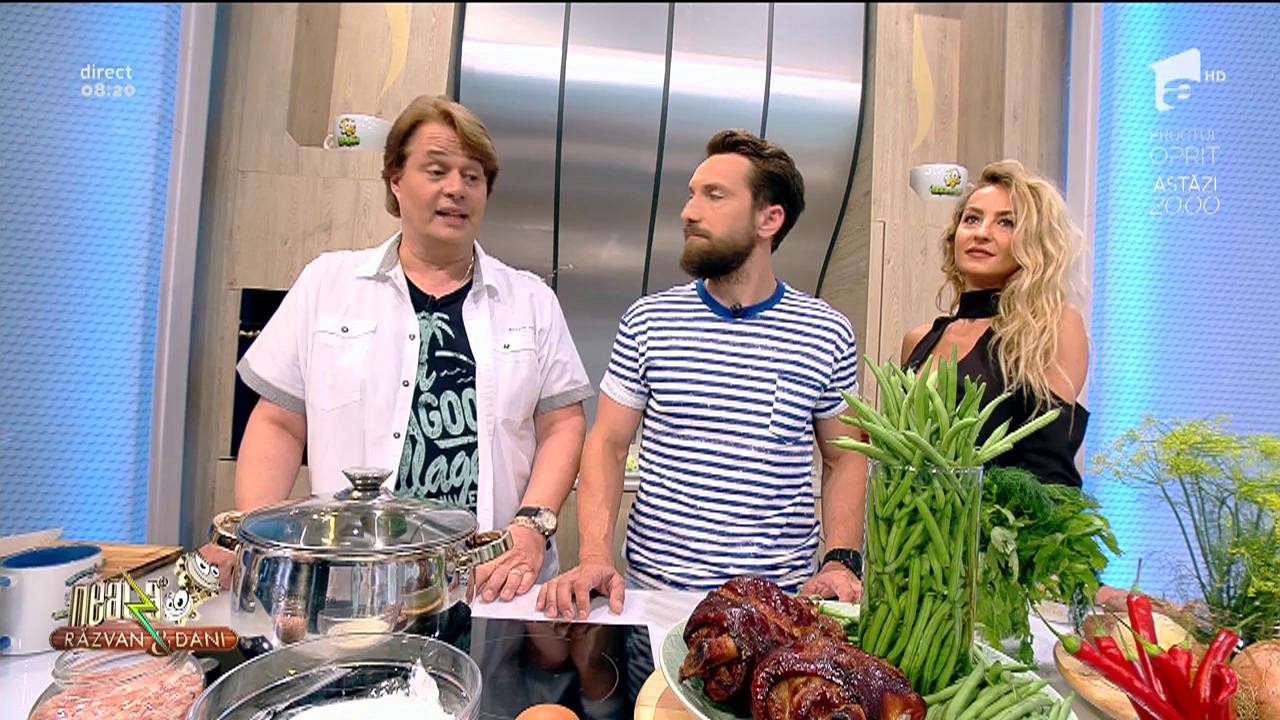 Vlăduț gătește o rețetă de supă Aventura