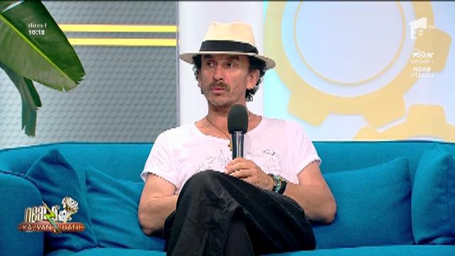 Dorin Negrău, despre moda tradițională rom&acirc;nească : &rdquo;Cel care și-a pus amprenta peste mine este tatăl meu&rdquo;
