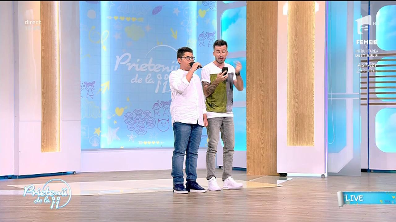 Un duo de senzaţie la "Prietenii de la 11"! Alex Pîrvu, fostul concurent "Next Star", şi Florin Ristei cântă LIVE "What Makes You Beautiful"