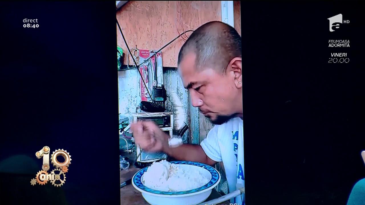 Smiley News. Cea mai tare cură de slăbire: miroși pește și măn&acirc;nci orez