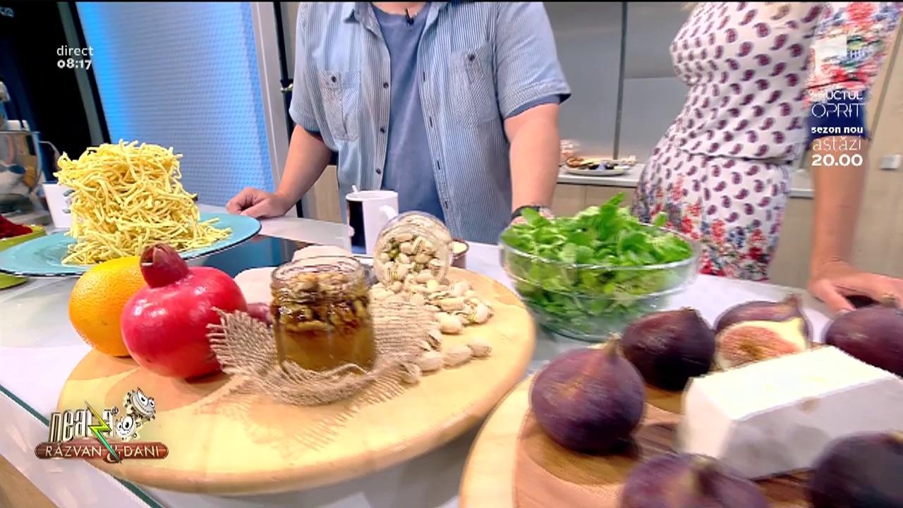 Reţeta zilei! Vlăduț gătește "Piept de rață călător", un preparat cu ingrediente specifice mai multor țări