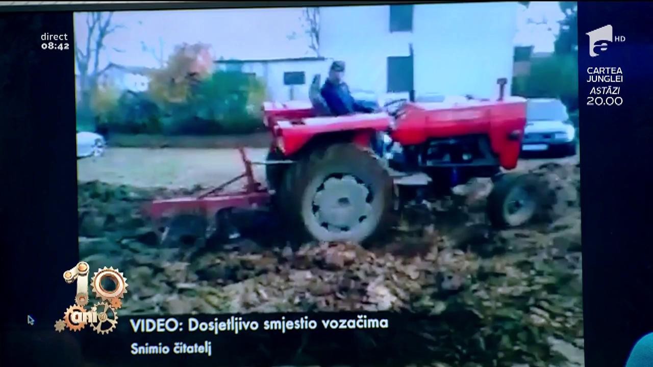 Smiley News! Un bărbat din Zagreb blochează ieșirea din parcare trăg&acirc;nd o brazdă cu tractorul