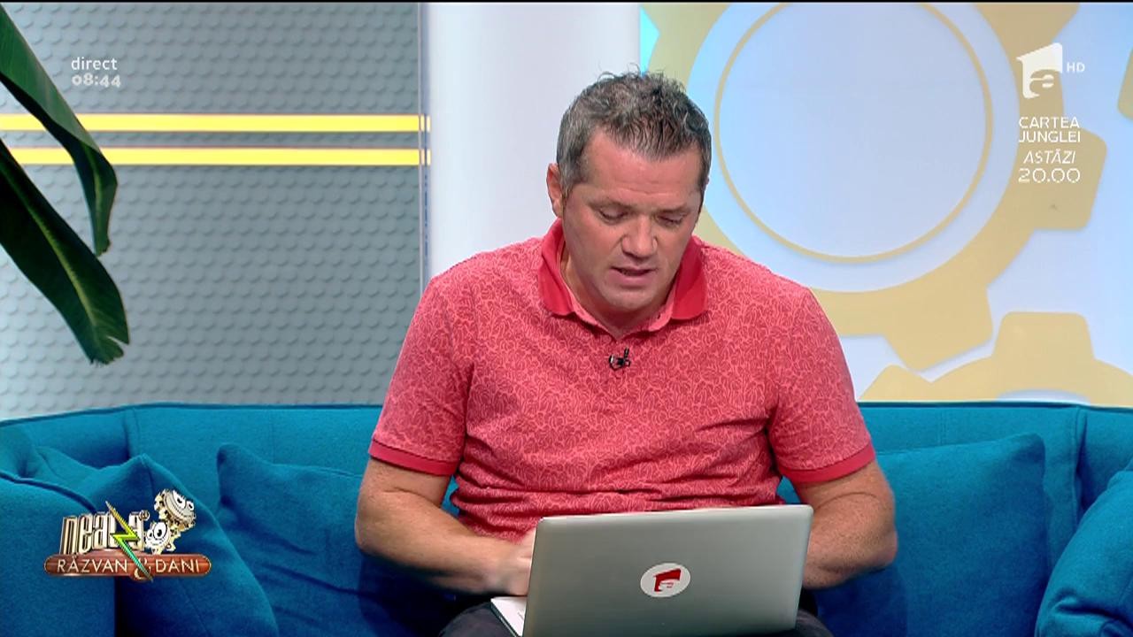 Smiley News! Un băiat care poate &icirc;ndoi orice