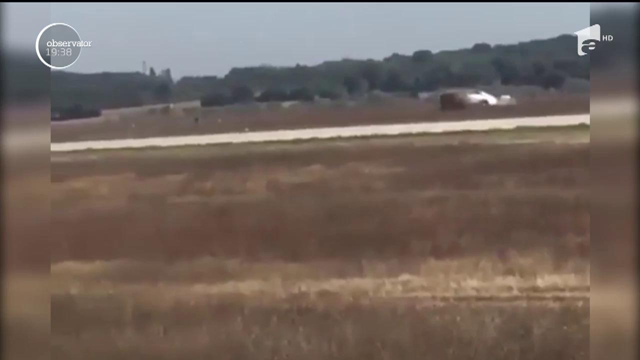 Momente de panică pe aeroportul din Lyon. Un individ a reuşit să ajungă cu maşina pe pistă