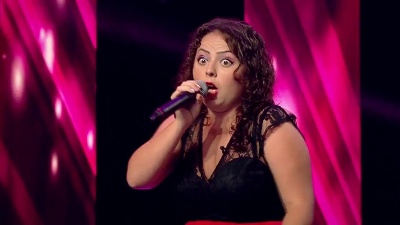 Aura și Georgeta Voinovan - "90 60 90". Vezi cum cântă Anastasia Costrov, pe scena X Factor