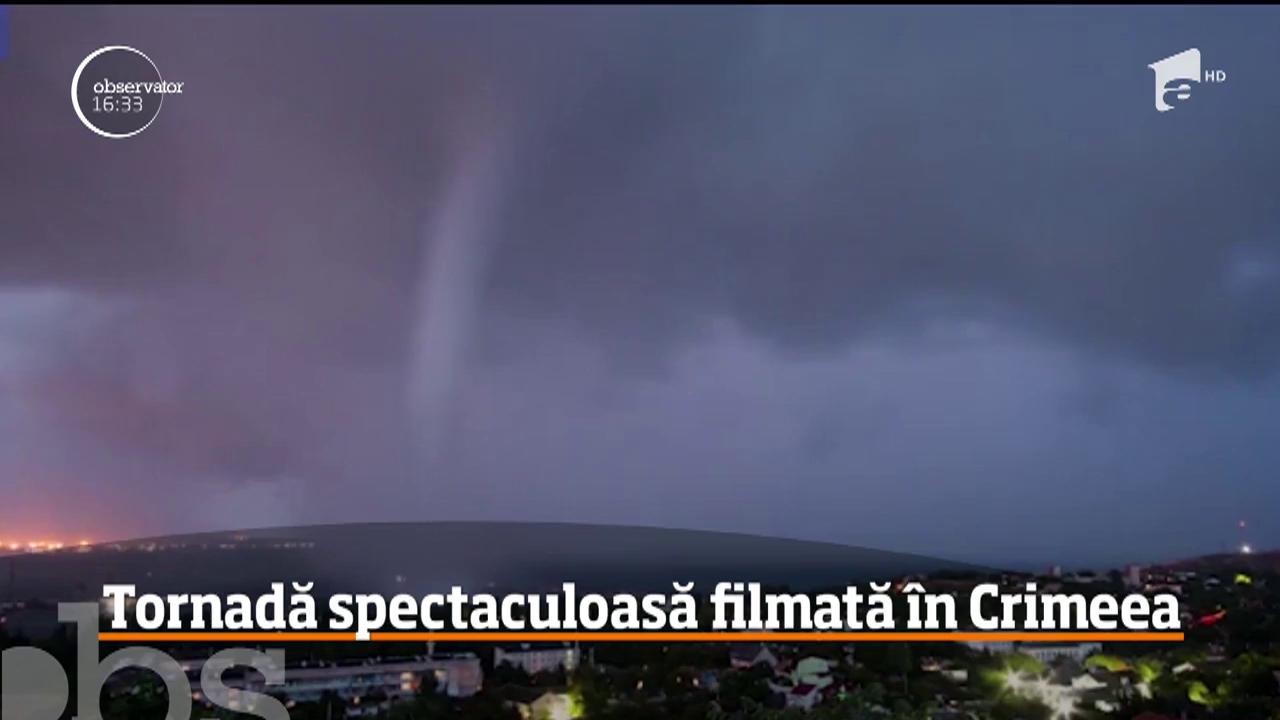 O tornadă spectaculoasă a fost filmată &icirc;n Crimeea!