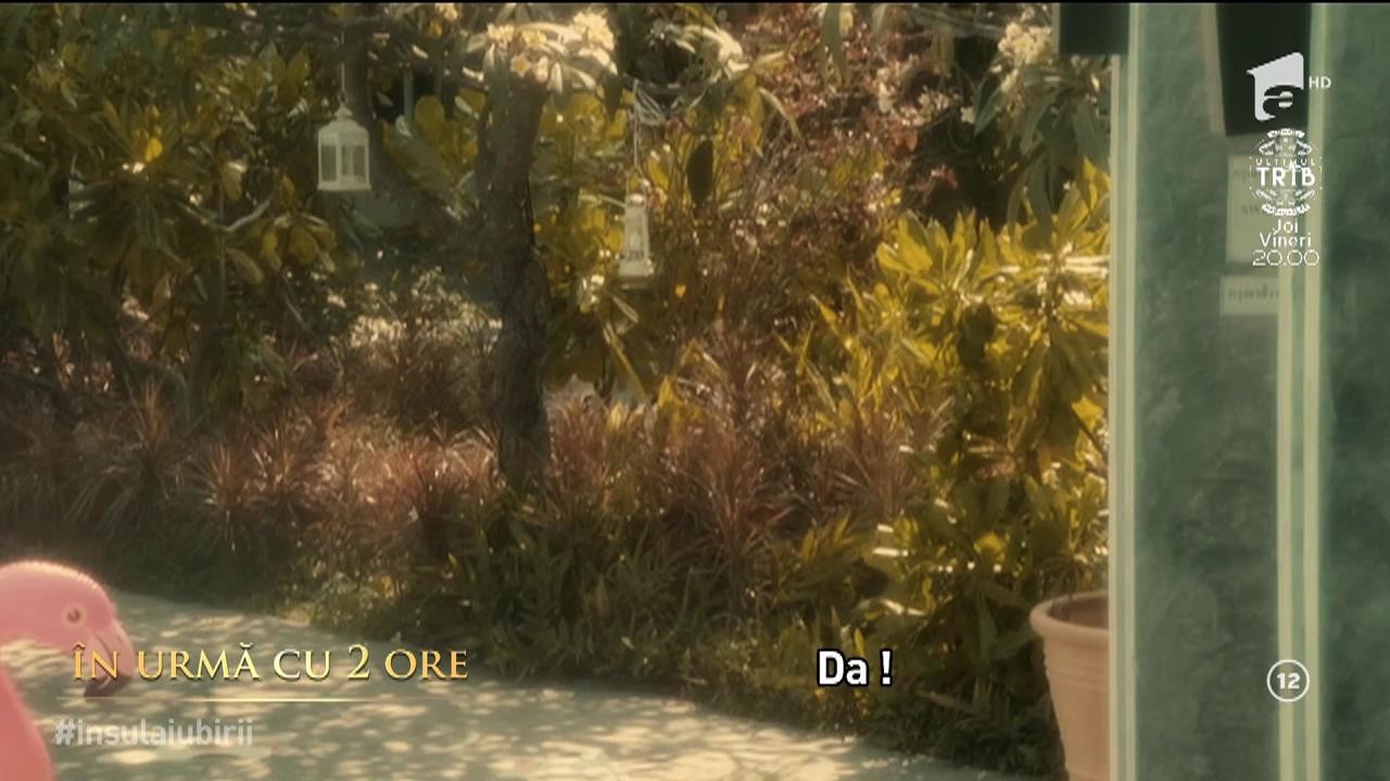 Marinela nu are trac din cauza şedinţei foto! Se pare că l-a şters definitiv pe Iulian din viitorul ei!