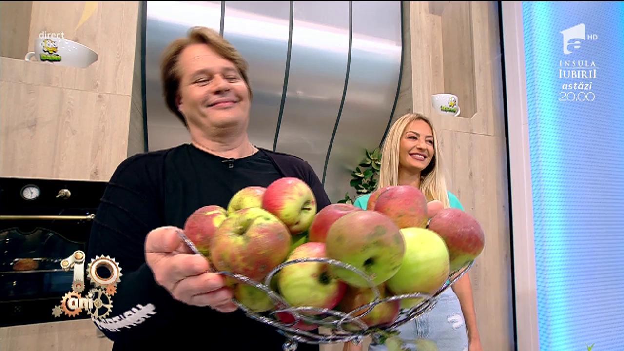 M&acirc;ncarea perfectă - &rdquo;Aripioare jucăușe&rdquo; cu sos excelent din gogoșari