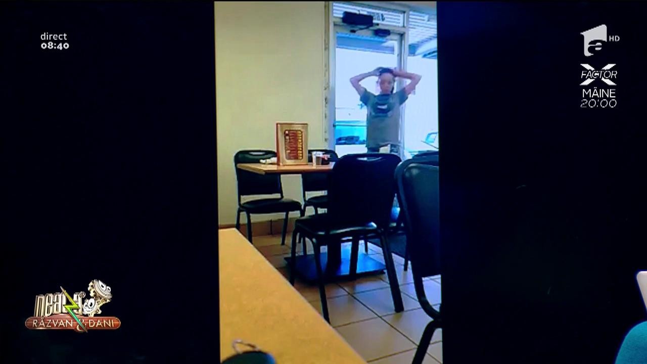 Smiley News! Ospătărița beată, dans involuntar &icirc;n fața mesei