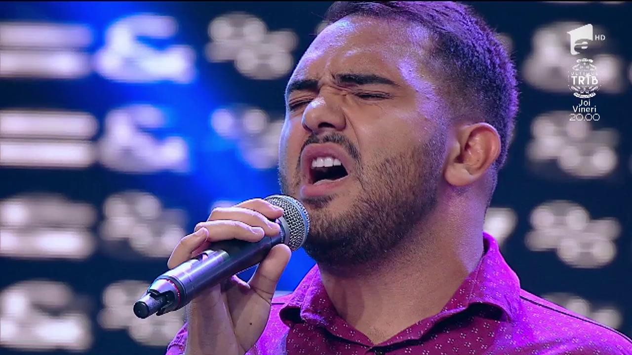 Britney Spears - Oops!...I Did It Again. Vezi cum c&acirc;ntă Robert Hotin, la X Factor!